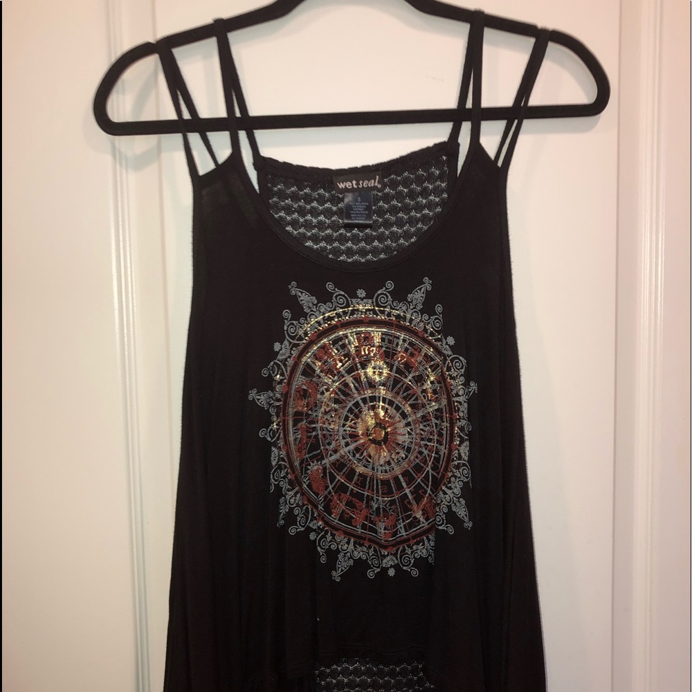 Black design tank
